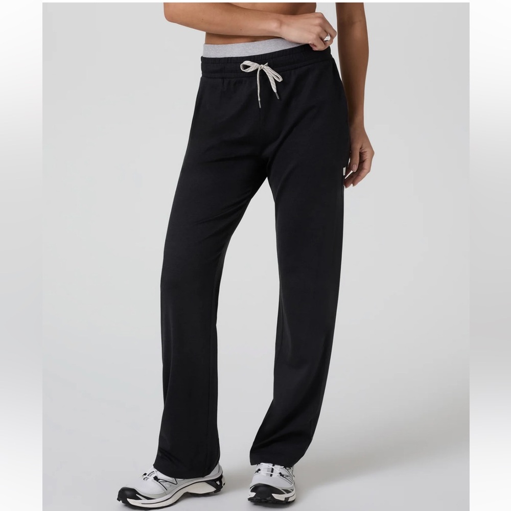 Vuori Halo Black Sweatpants Double Waistband Yoga Pants Loungewear Activewear